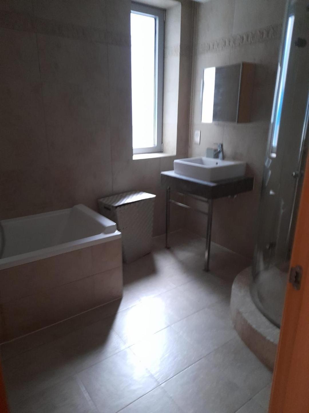 Three Bedroom Flat At Ocean Village Gibraltar Ngoại thất bức ảnh