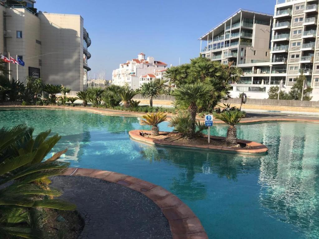 Three Bedroom Flat At Ocean Village Gibraltar Ngoại thất bức ảnh